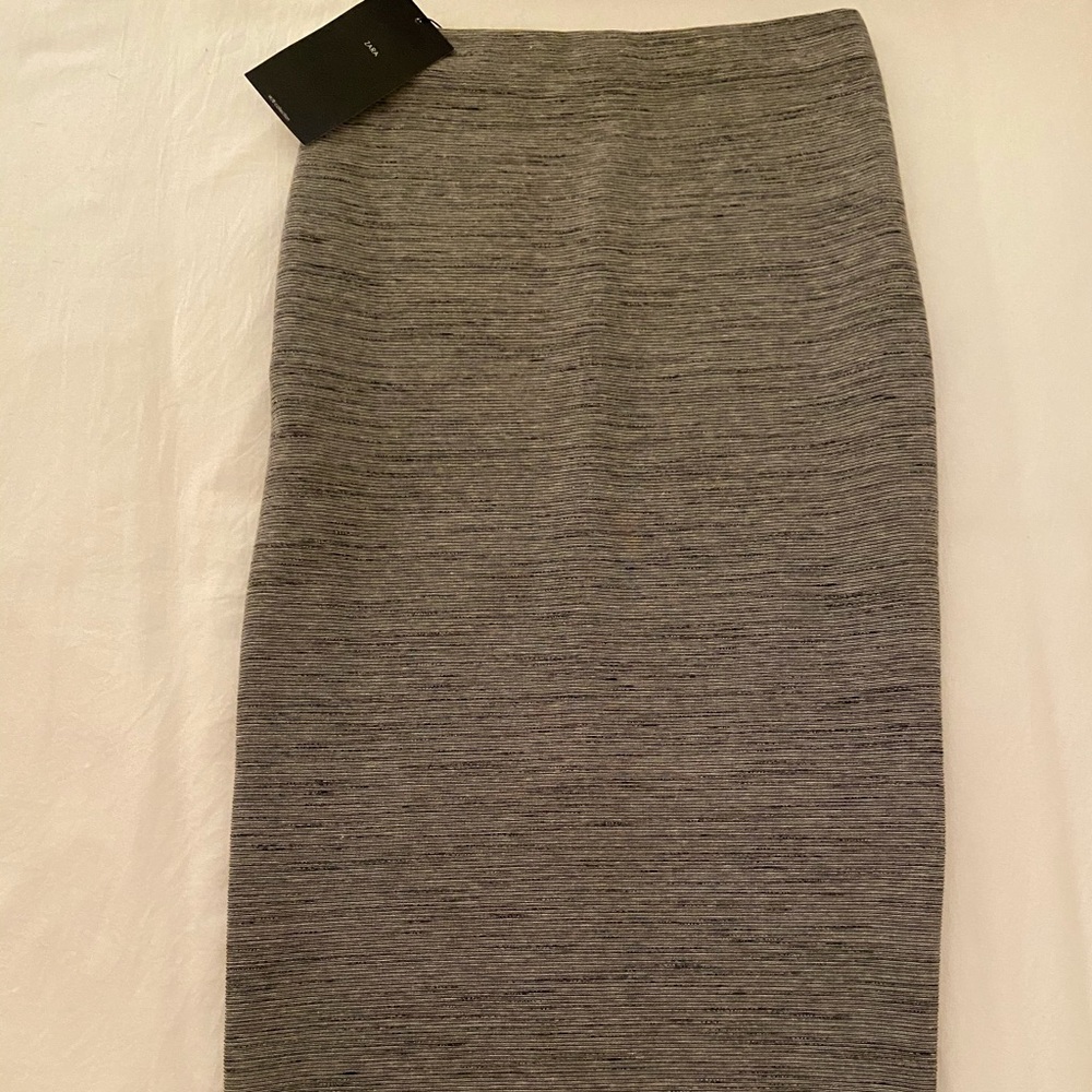 Zara Basic Grey Fitted Pencil Midi Skirt
